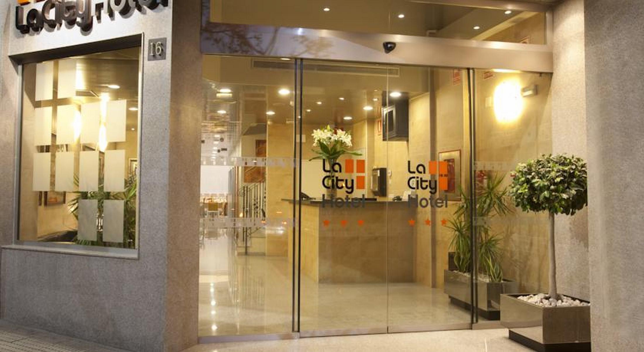 La City Estacion Alicante Exterior photo